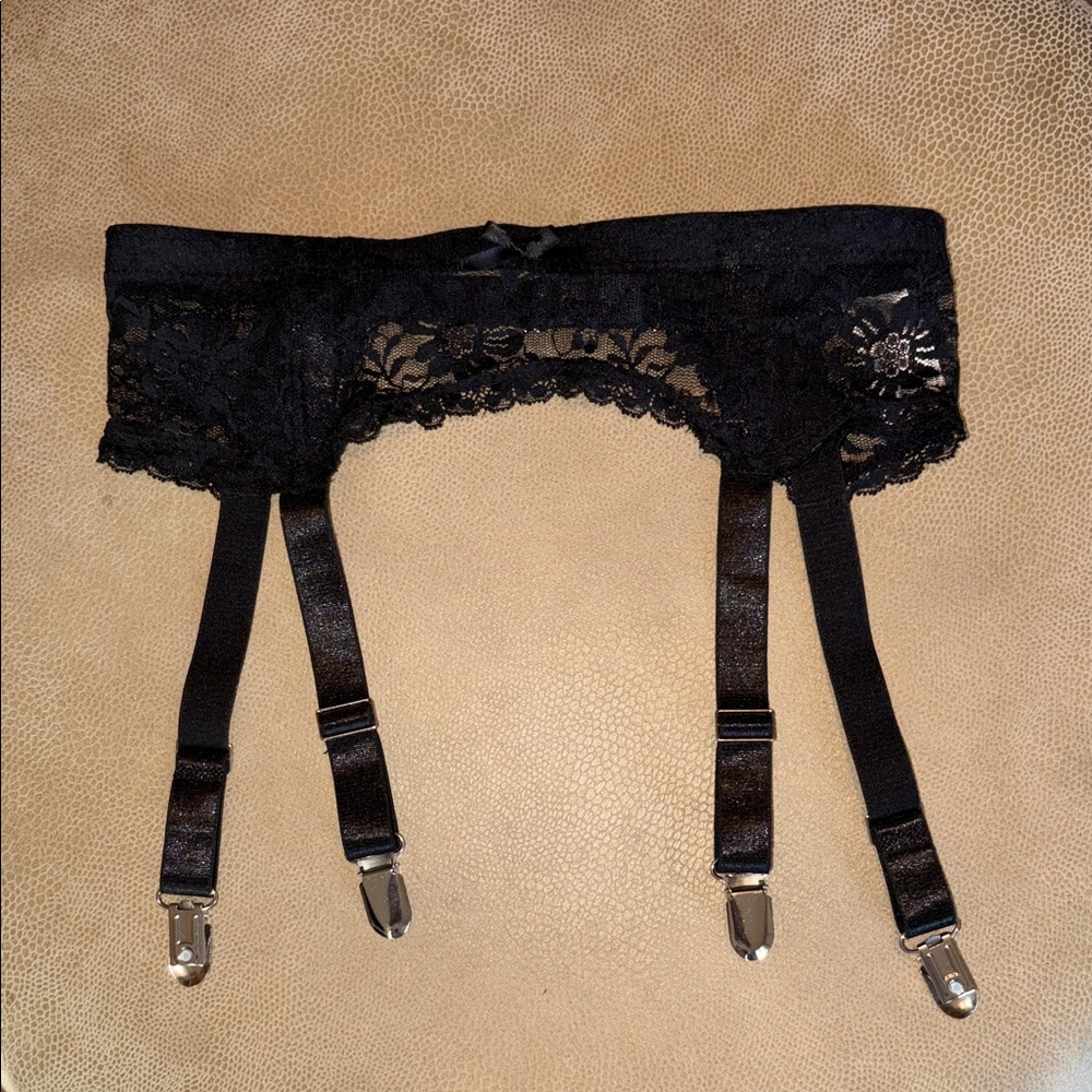Black Lace Garter Belt Size XS/S